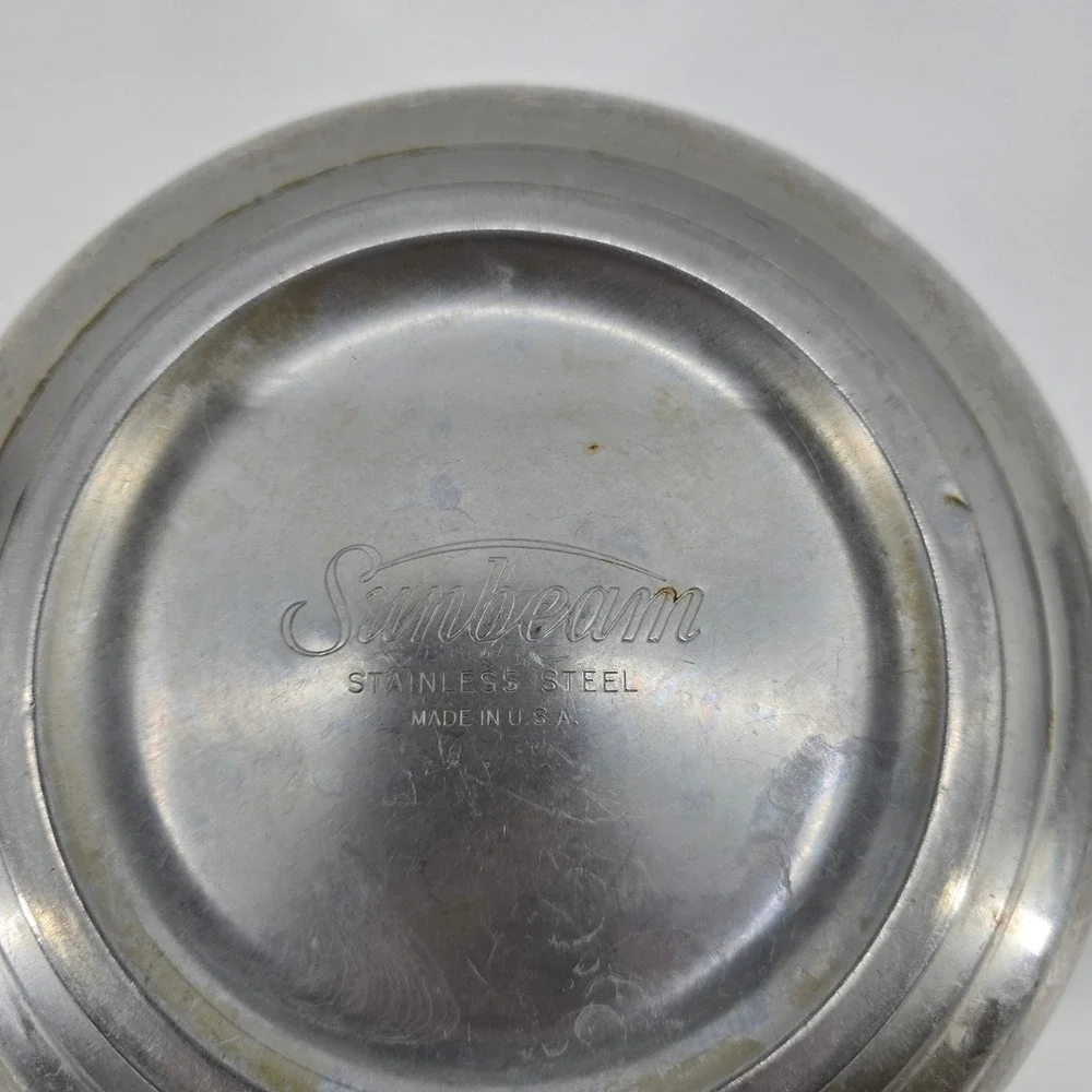 Sunbeam Mixmaster Bowl Stainless Steel Vintage Made in USA Silver 9in